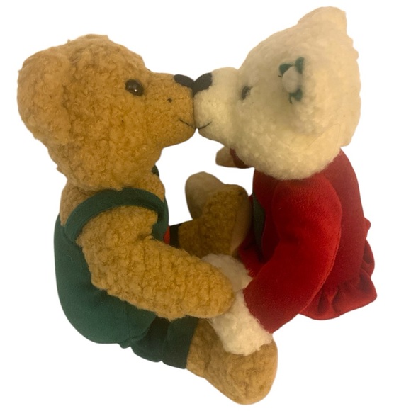 Hallmark Kiss Kiss Mistletoe Bears Plush Toy Magnetic Stuffed Teddy Couple - Picture 8 of 8